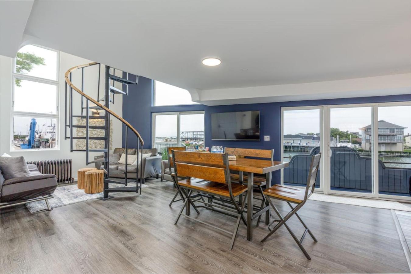 Holiday home Do With Ac Awesome Waterfront Marina *